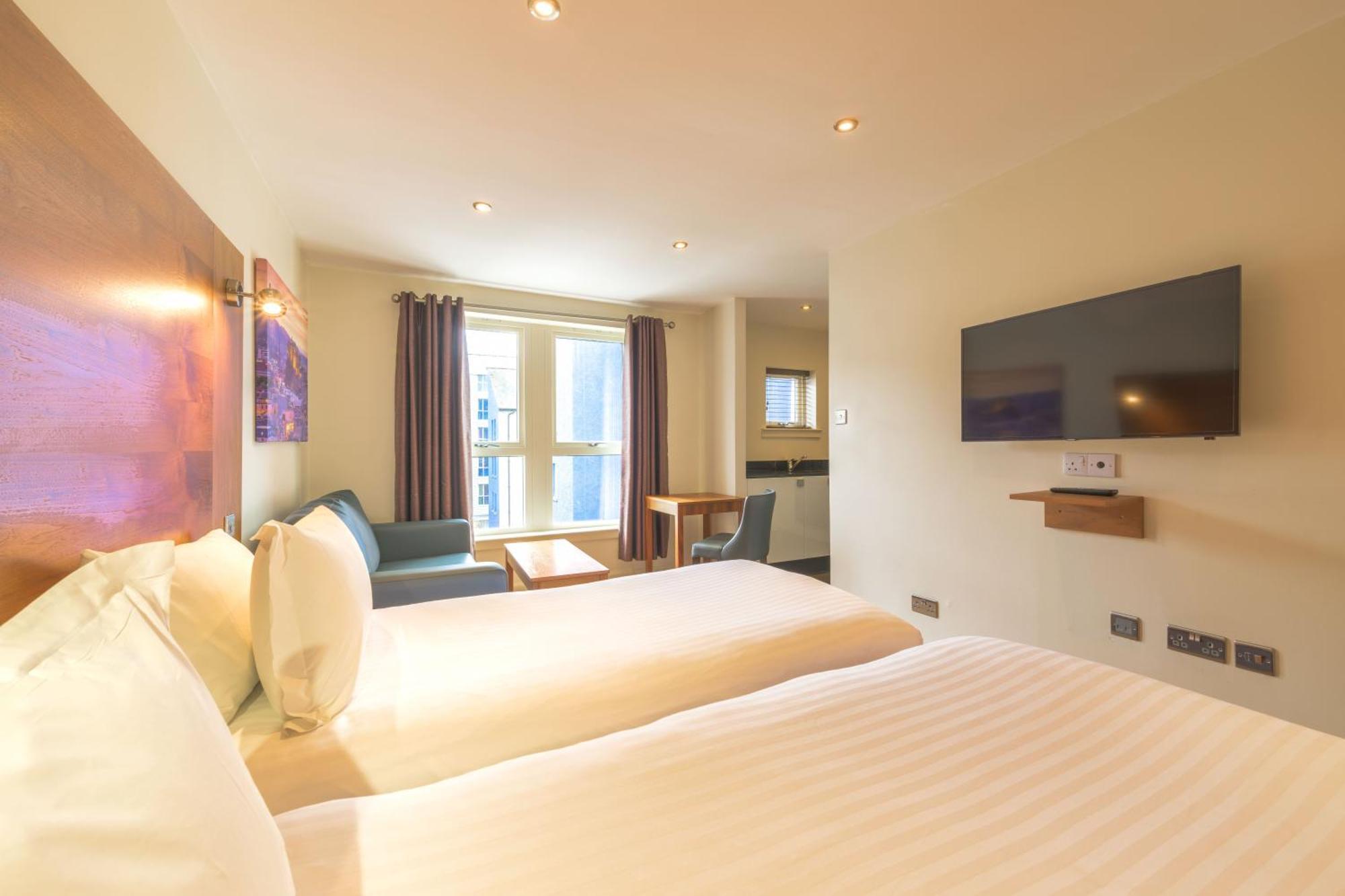 Holyrood Aparthotel Единбург Екстер'єр фото