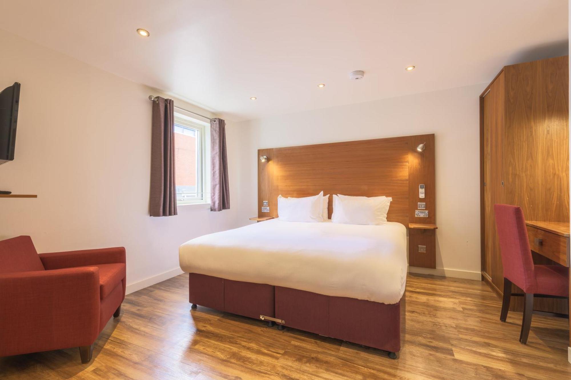 Holyrood Aparthotel Единбург Екстер'єр фото
